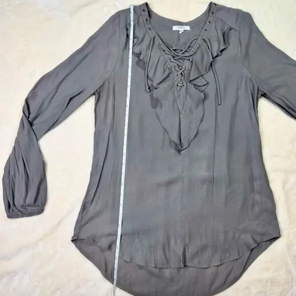 Pleione Ruffled Tied Tunic Blouse Gray Women’s Small Regency Shirttail Hem - Picture 5 of 16